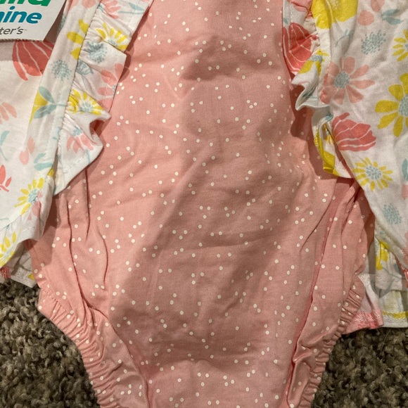 SOLD Baby Girl 3-6 month white/pink floral spring or summer outfit Child of Mine - Picture 5 of 9